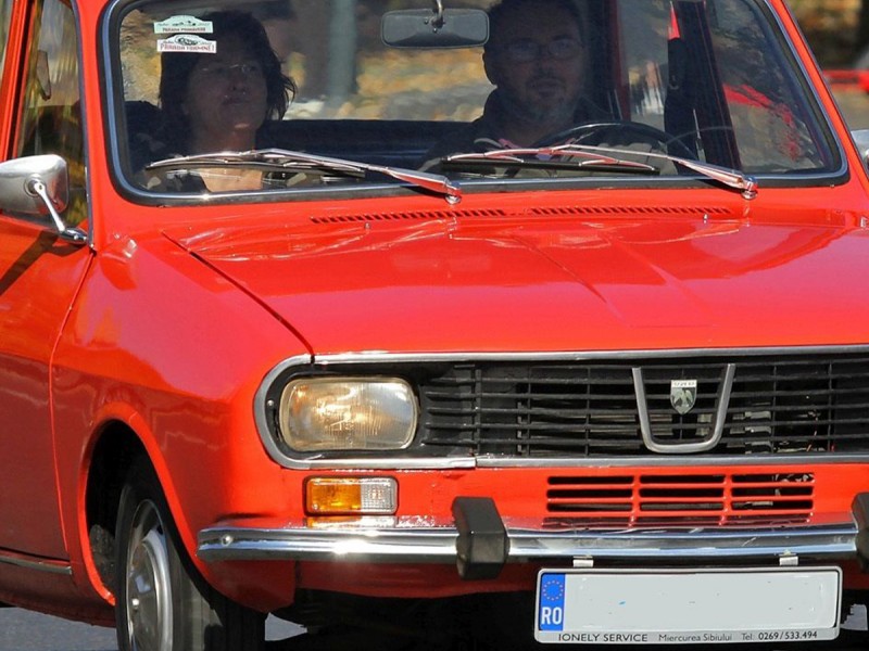 Inchiriaza o Dacia 1300 sau 1310 pentru ziua nuntii