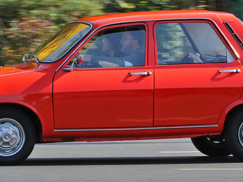 Inchiriaza o Dacia 1300 sau 1310 pentru ziua nuntii