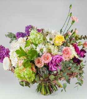 Relaxation workshop in the company of flowers in Bucharest