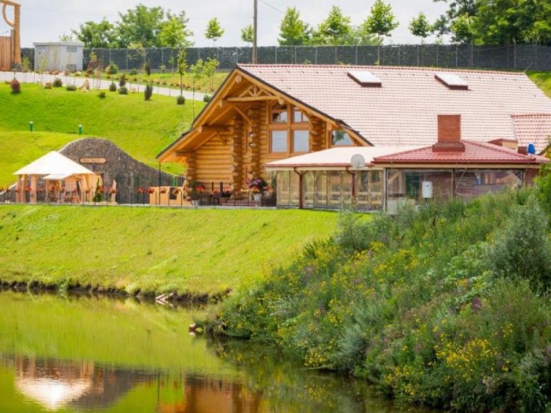 Relaxare si pescuit intr-o locatie desprinsa din basme langa Bucuresti