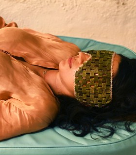 6 relaxation and therapy sessions with Jad stones in the center of Bucharest