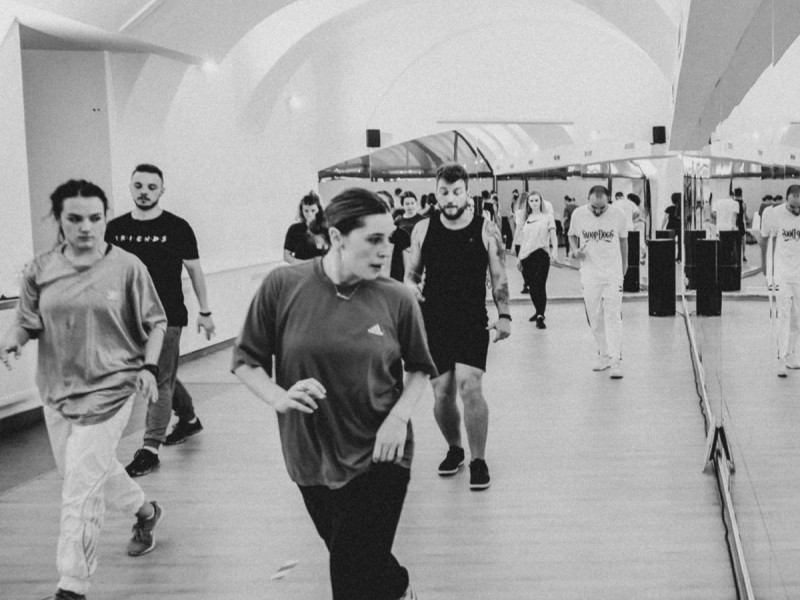 Hip hop, house or commercial dance classes for adults in Cluj