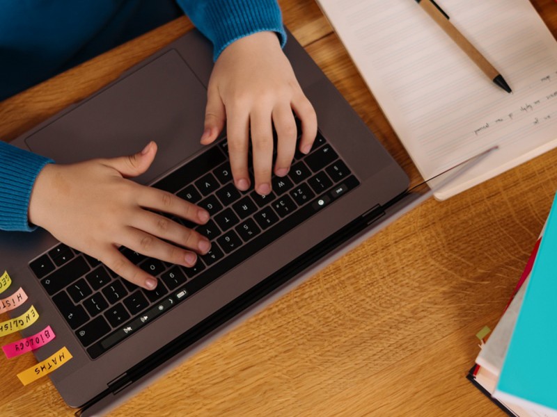 Online programming courses for children and teenagers