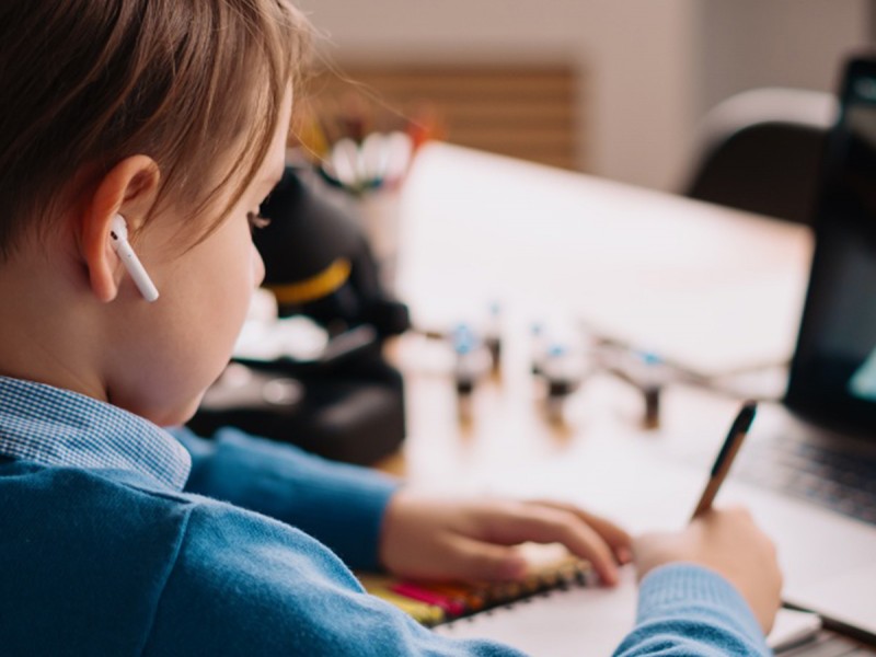 Online programming courses for children and teenagers