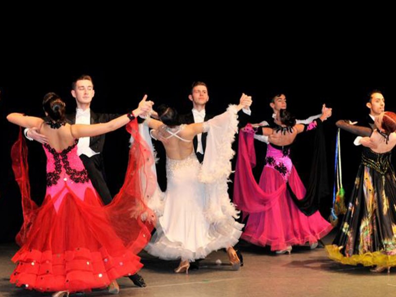 Ballroom dance courses for adults in Brasov