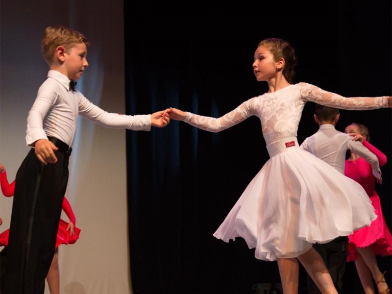 Modern dance courses for children in Brasov