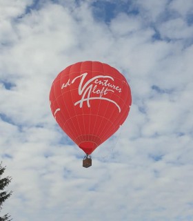 Experience the hot air balloon flight near Bucharest