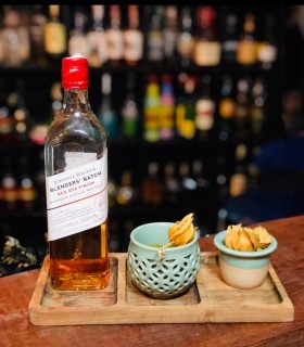 Gin, Whiskey and Cognac tasting with your friends, in the center of Bucharest