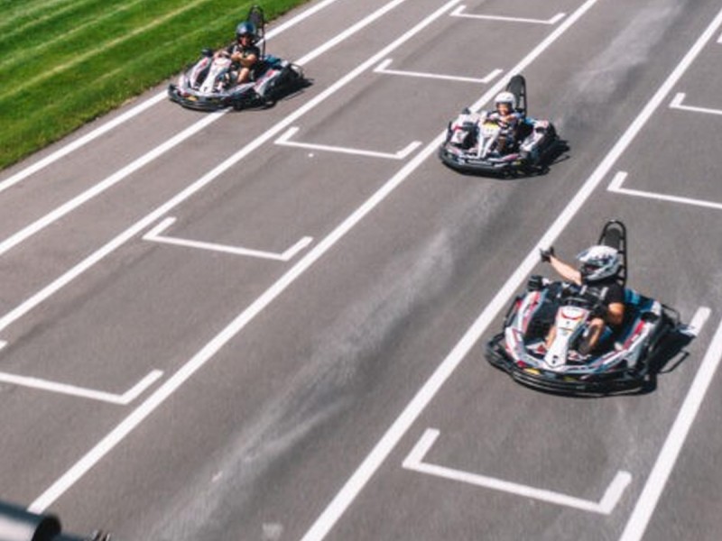 Outdoor karting for adults and children - Adrenaline at maximum heights