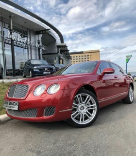 A ride in a retro Bentley luxury car to the south coast