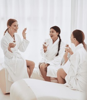 Petrecere SPA - alternativa magica si aromata de evadare din cotidian