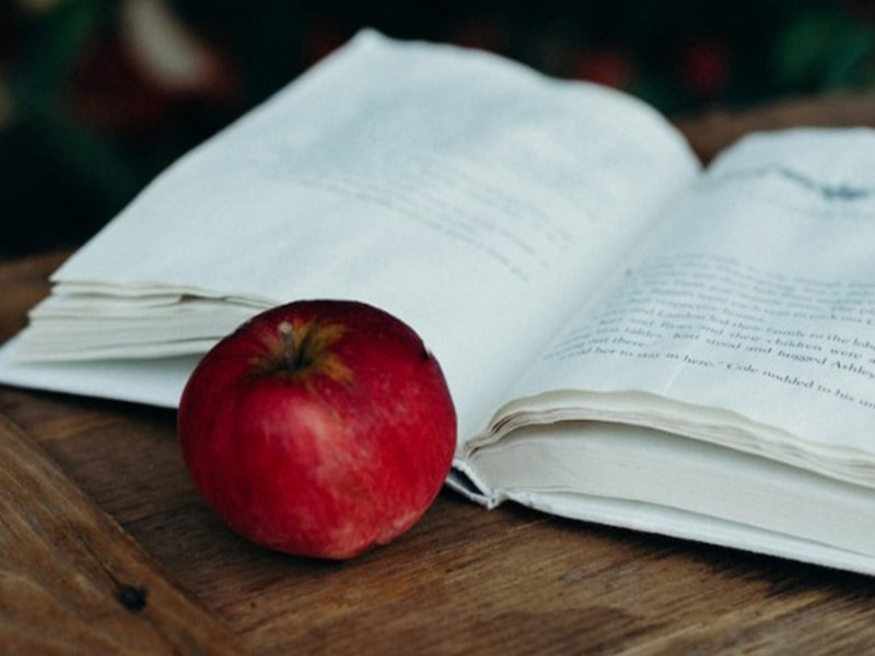 Communication and creativity through stories - course for children between 5-7 year olds