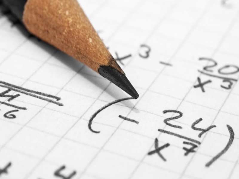 Online 1 to 1 interactive maths course for children between 7-12 years old
