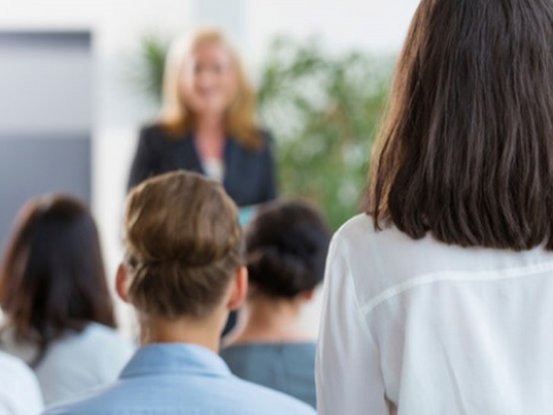 Online public speaking workshop for children between 10-14 years old