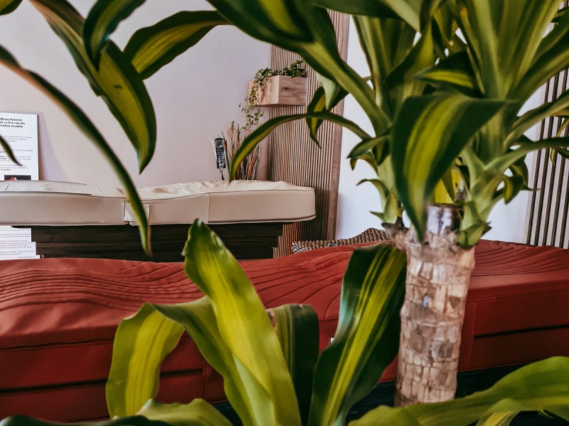 Jade stone therapy - relaxing experience for couples in Bucharest