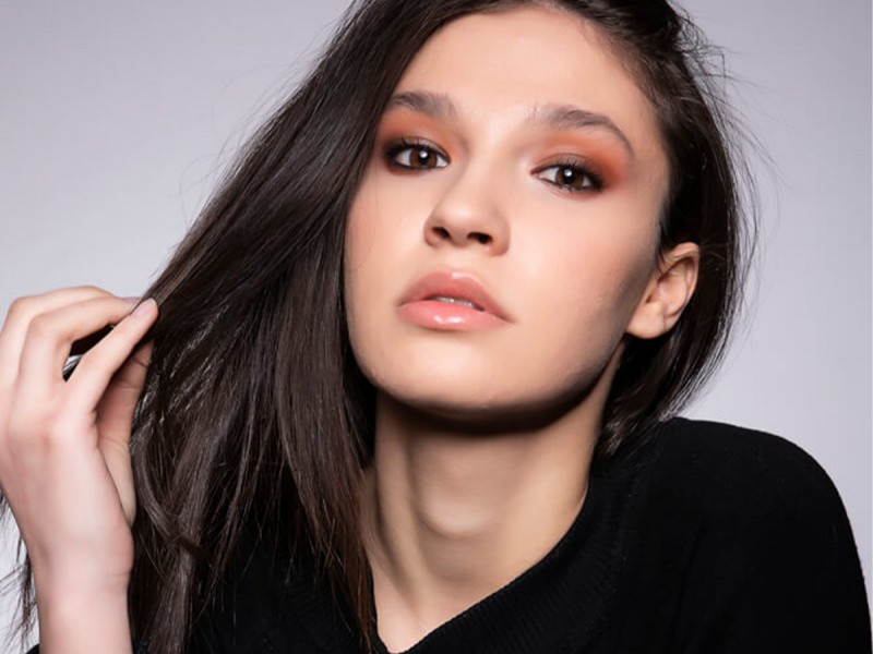 Curs de automachiaj cu make-up artistul vedetelor, Roxana Minea