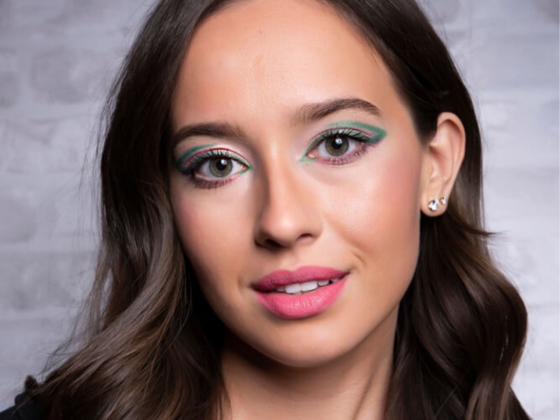Curs de automachiaj cu make-up artistul vedetelor, Roxana Minea