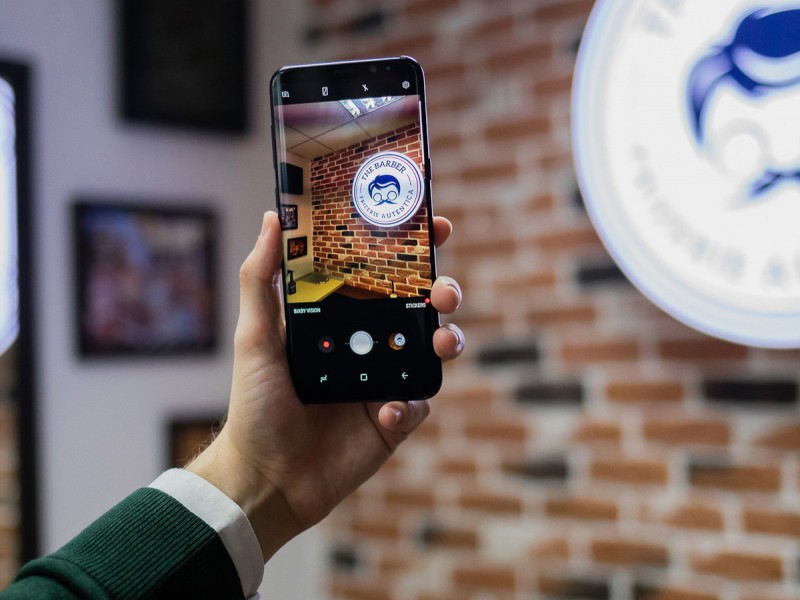 Tuns si barbierit intr-o locatie de lux si masaj de relaxare premium