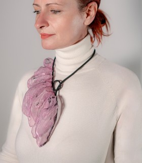 Handmade necklaces workshop in Bucharest