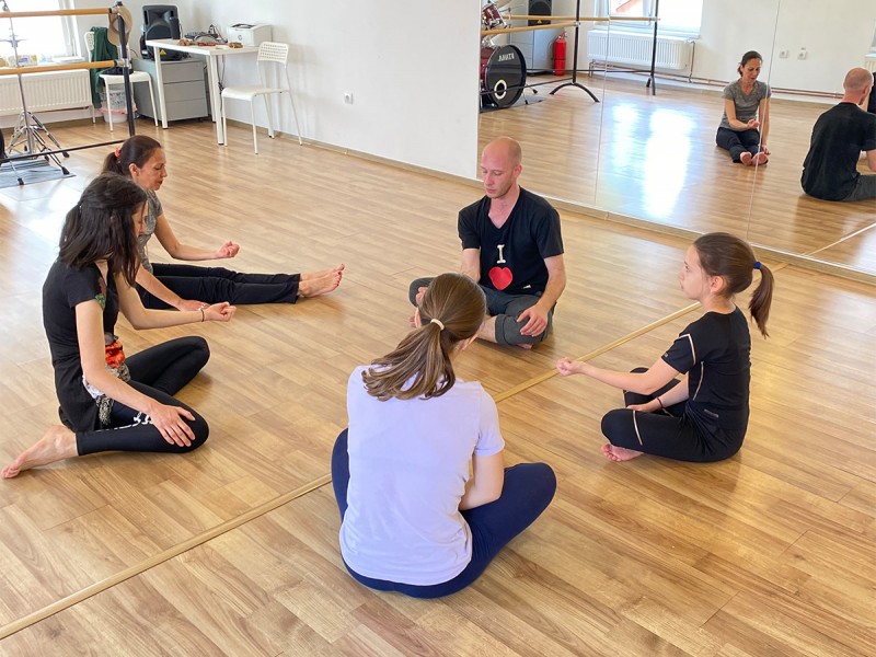 Curs de dans contemporan si musical, pentru copii, in Brasov