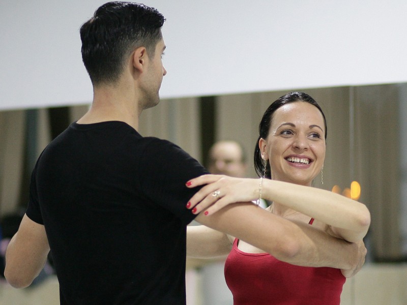 Subscription to dance classes for adults in Bucharest