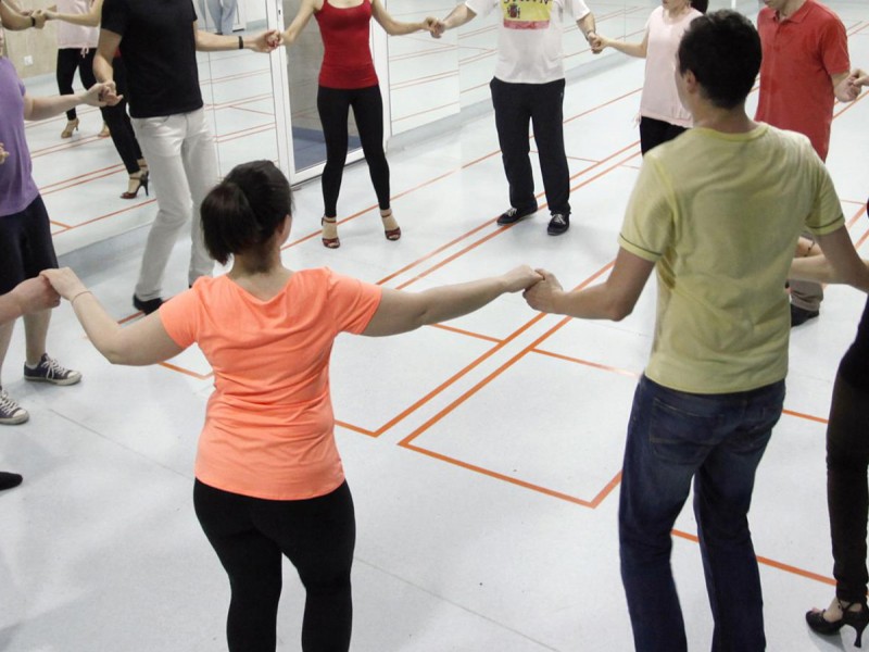 Subscription to dance classes for adults in Bucharest