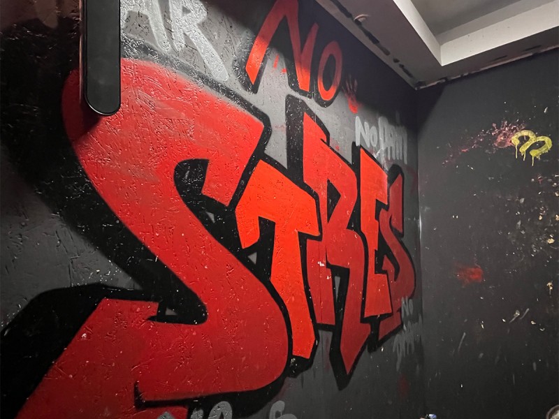 Scapa de stres si distreaza-te la camera de spart obiecte, in Bucuresti