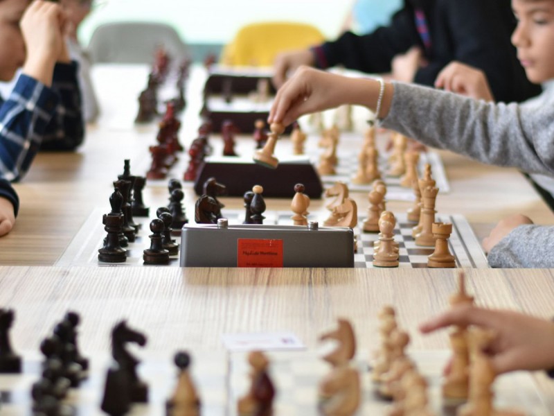 Subscription to chess lessons for children in Bucharest