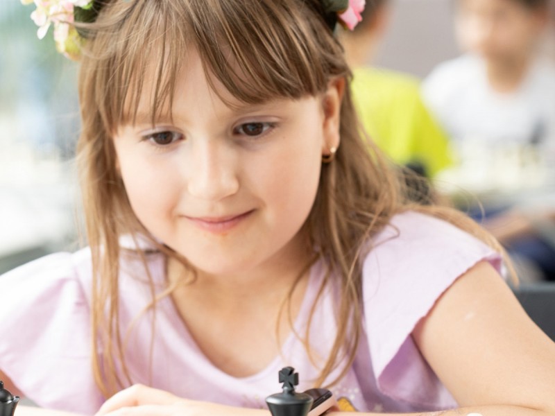 Subscription to chess lessons for children in Bucharest