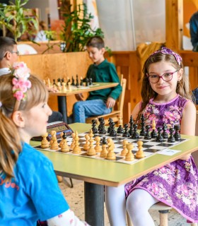 Subscription to chess lessons for children in Bucharest