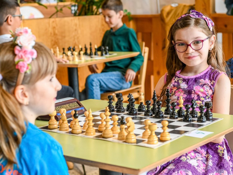 Subscription to chess lessons for children in Bucharest