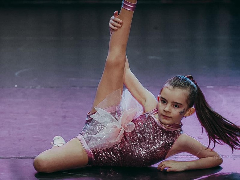 Modern dance classes for children 2-4 years old, in Bucharest