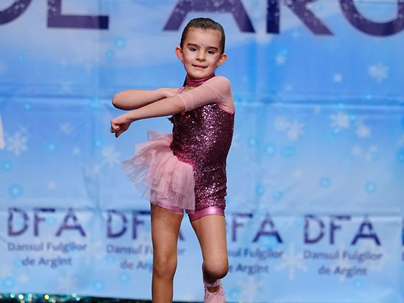 Modern dance classes for children 2-4 years old, in Bucharest