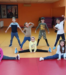 Fun and movement - Dance courses for children in Bucharest