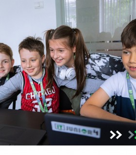 Online Graphics and Video Editing course for 12-14 year olds
