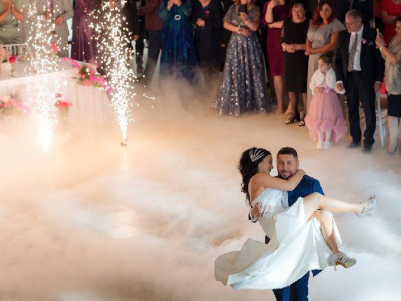 Courses for the bride and groom's first dance in Cluj