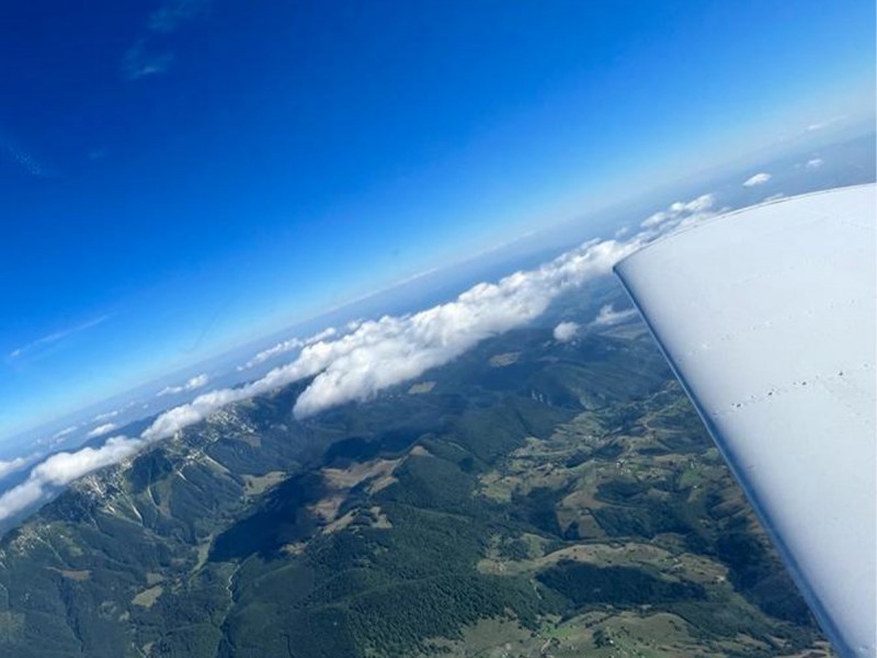Zbor cu avionul de 40 de minute peste Piatra Craiului si Castelul Bran