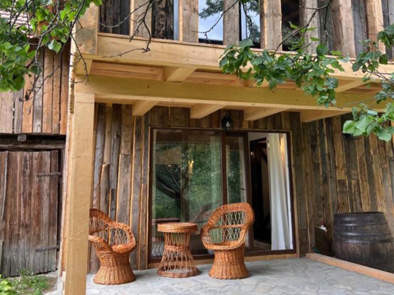 Childhood vacation at a romanian traditional house in Prahova