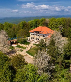 Muta-ti biroul in natura - Work Remote intr-un Bungalow din Buzau