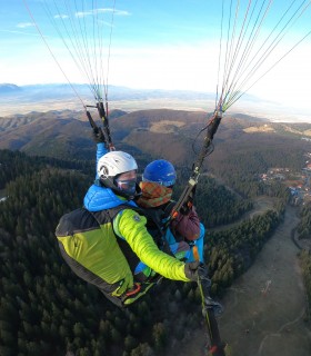 Aventura vietii tale: Zbor cu parapanta, in tandem, peste Bunloc sau Postavaru