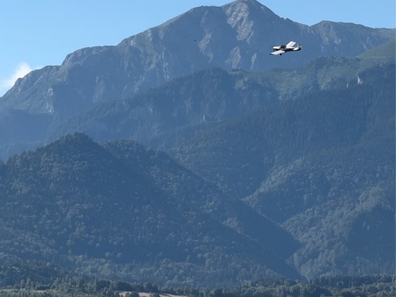 Flying with an ultralight airplane in Brasov
