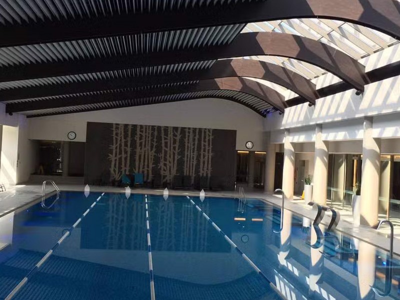 Cursuri de inot pentru copii si adulti, la Ramada Plaza, Bucuresti