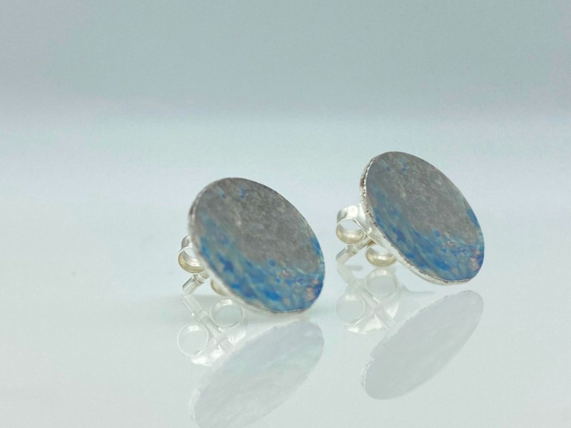 Create unique silver earrings - jewelry workshop in Bucharest