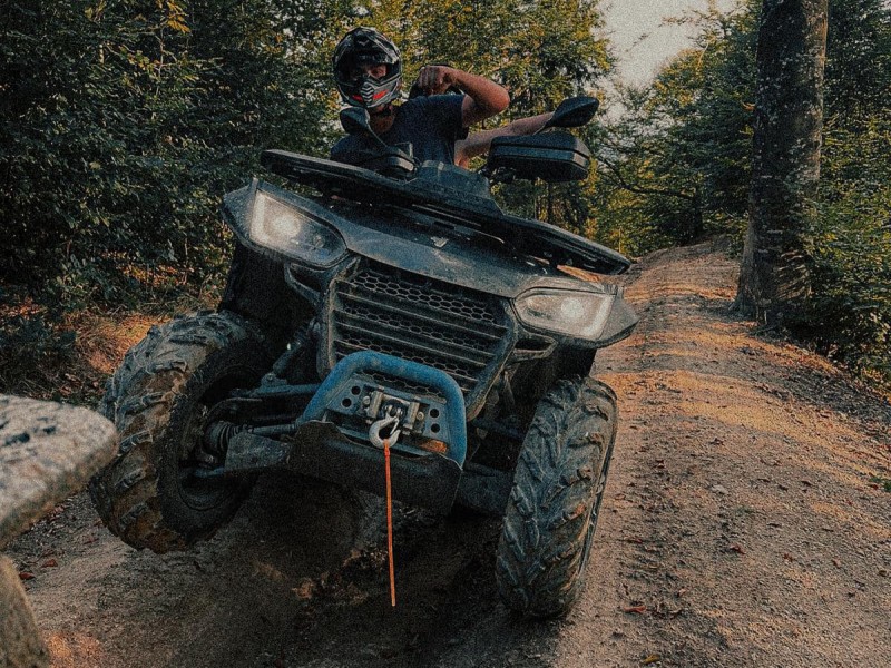 Descopera frumusetea naturii: traseu cu ATV, plimbari pe cal, in Arges