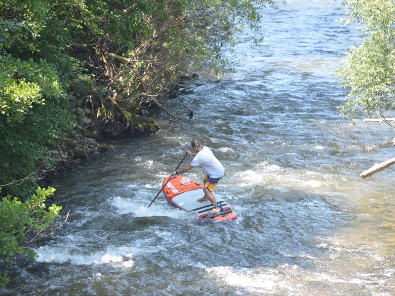 Stand up paddle in Banatul Montan - defileul Dunarii si cheile Nerei