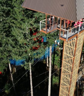 Bungee jumping for two from 30 meters in Wales