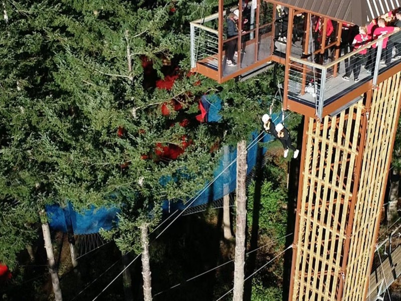Bungee jumping for two from 30 meters in Wales