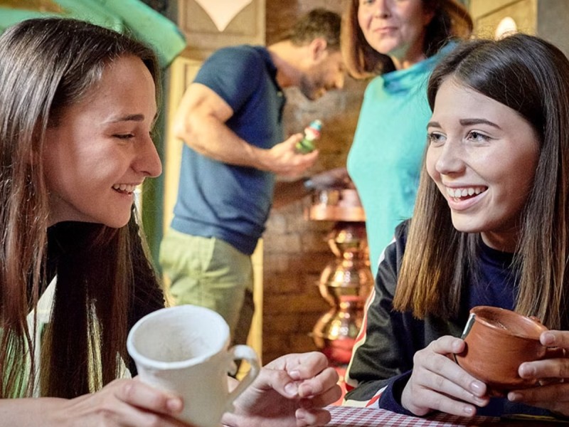 Alice in Puzzleland - Escape Room pentru doua persoane, in UK