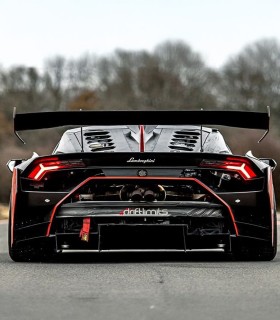 Drive a Lamborghini Huracan Super Trofeo, in Hertfordshire