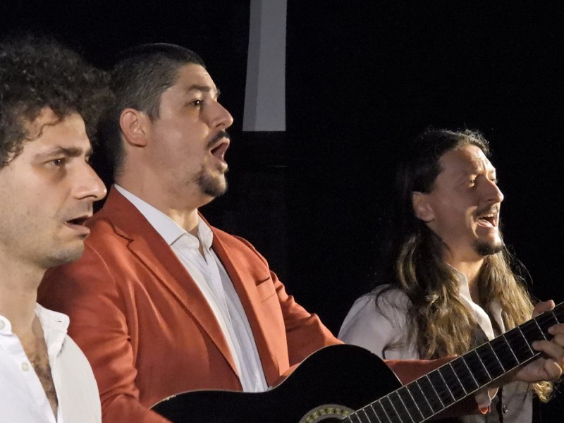 Curs de teatru pentru adulti, la Improteca, in Bucuresti